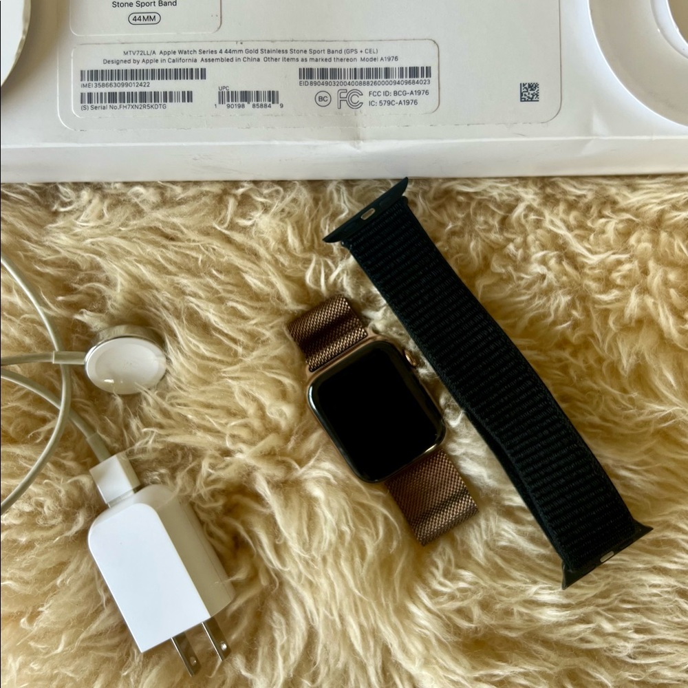 Apple Watch Series 4 (GPS + Cellular) 44mm